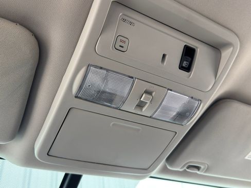 Used 2016 Nissan Titan Platinum Reserve image 32