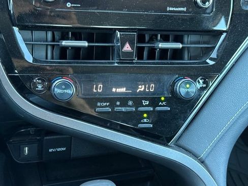 Used 2024 Toyota Camry SE FWD image 22