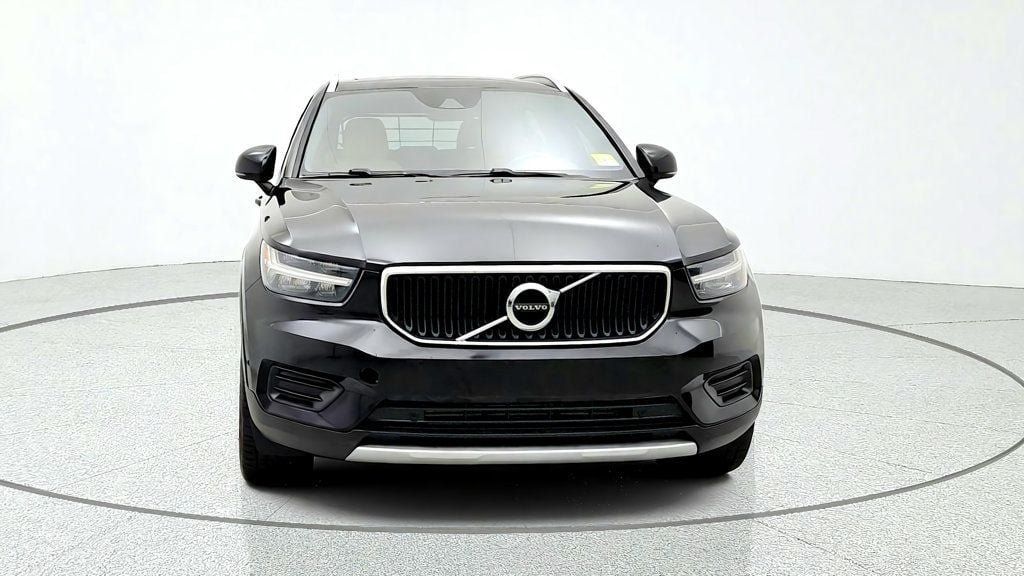 Used 2019 Volvo XC40 T5 Momentum AWD/4WD image 2