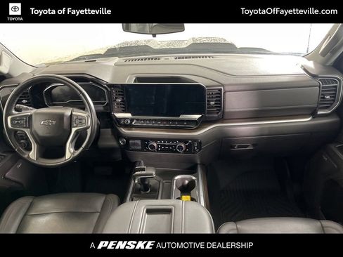 Used 2022 Chevrolet Silverado 1500 LT Trail Boss w/ LT Trail Boss Premium Package AWD/4WD image 18