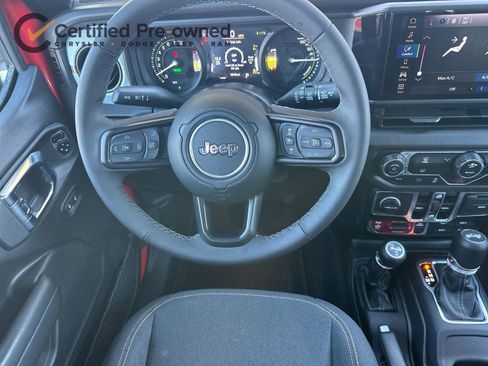 Certified 2025 Jeep Wrangler Willys 4xe image 15
