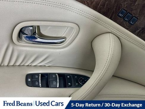 Used 2017 INFINITI QX80 4WD image 25