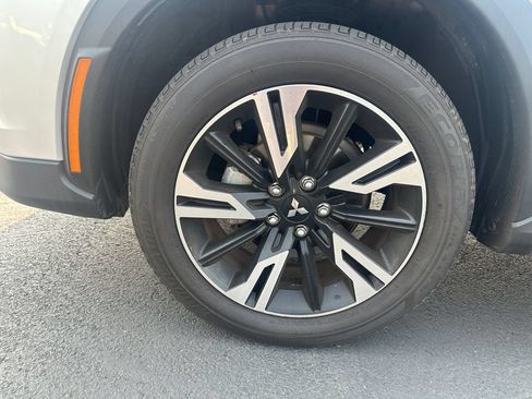 Used 2025 Mitsubishi Eclipse Cross SE AWD/4WD image 12