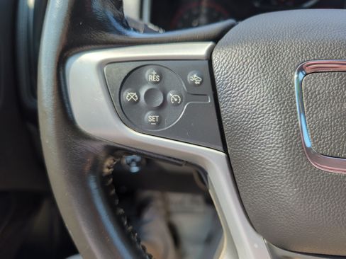 Used 2016 GMC Canyon SLT w/ Driver Alert Package AWD/4WD image 18