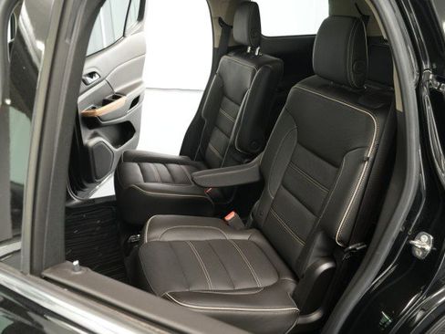 Used 2019 GMC Acadia Denali image 46