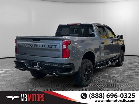 Used 2022 Chevrolet Silverado 1500 LT Trail Boss w/ LT Trail Boss Premium Package image 3