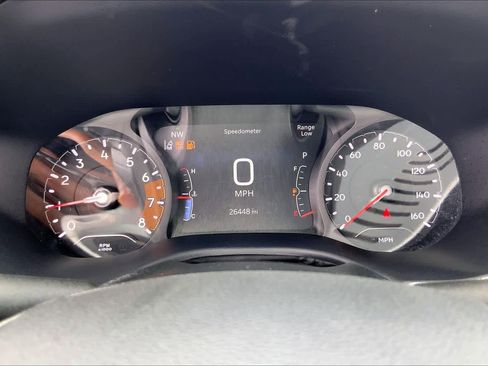 Used 2024 Jeep Compass Latitude image 25