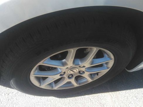 Used 2023 Chrysler Voyager LX FWD image 7