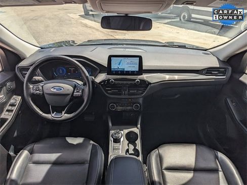 Used 2021 Ford Escape Titanium image 13