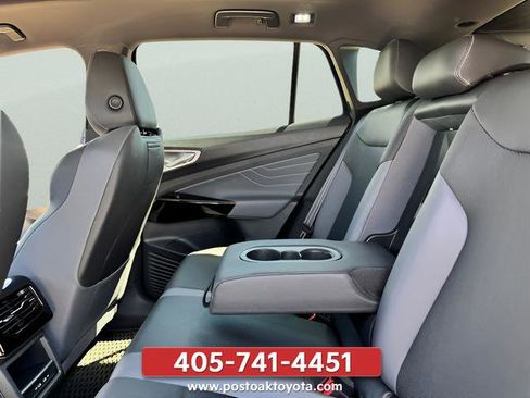 Used 2023 Volkswagen ID.4 Pro S RWD image 15
