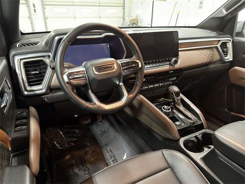 Certified 2023 GMC Canyon Denali image 17