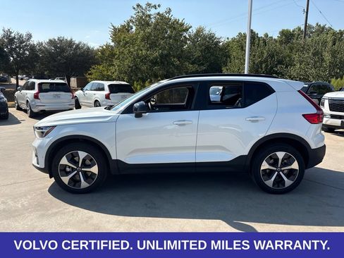 Certified 2026 Volvo XC40 B5 Plus AWD/4WD image 8