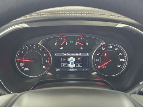 Used 2025 Chevrolet Blazer LT AWD/4WD image 23