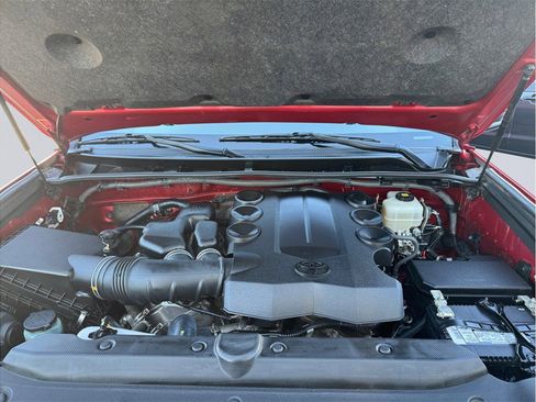 Used 2019 Toyota 4Runner SR5 Premium image 9