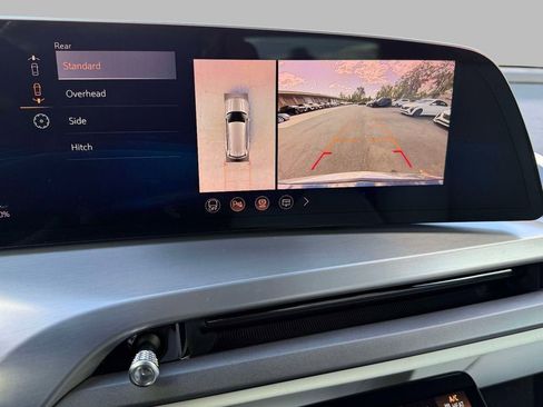 New 2026 Cadillac Vistiq Luxury AWD/4WD image 6