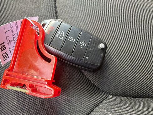 Used 2017 Kia Soul + image 29