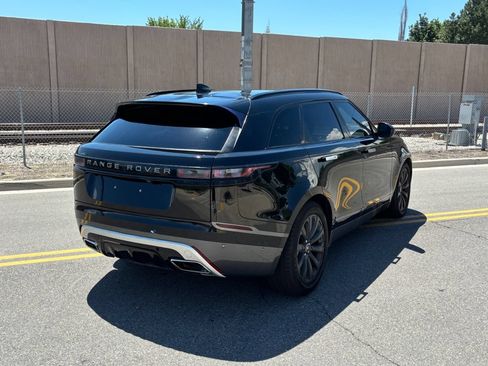 Used 2018 Land Rover Range Rover Velar R-Dynamic SE AWD/4WD image 5