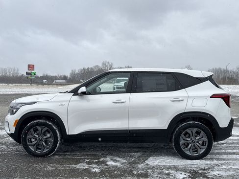 New 2026 Kia Seltos LX AWD/4WD image 5