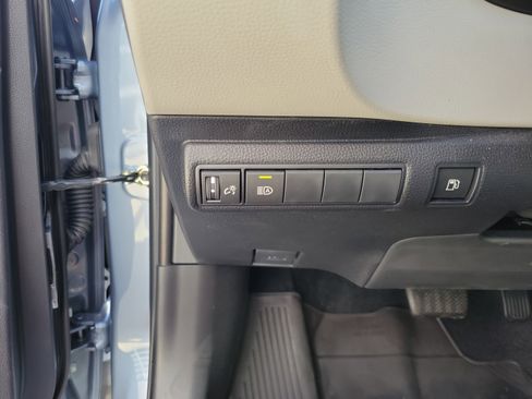 Certified 2022 Toyota Corolla LE FWD image 23