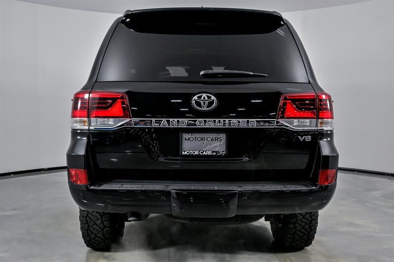 Used 2020 Toyota Land Cruiser Heritage Edition AWD/4WD image 10