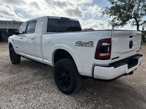 Used 2020 RAM 2500 Laramie AWD/4WD image 3