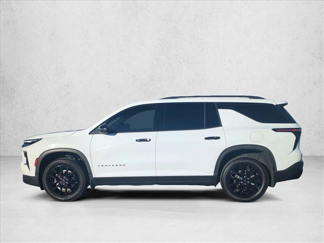 Used 2025 Chevrolet Traverse LT w/ Midnight/Sport Edition FWD image 9