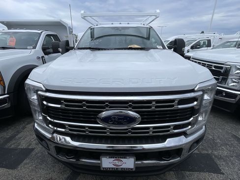 New 2026 Ford F550 2WD Crew Cab Super Duty image 2