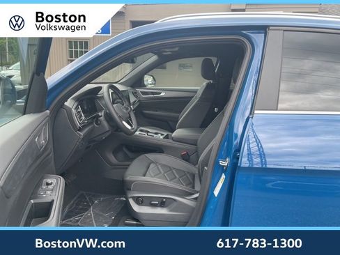 New 2025 Volkswagen Atlas Cross Sport SE image 9