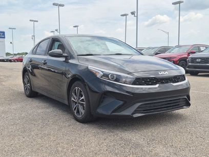 Used 2023 Kia Forte LXS w/ LXS Technology Package