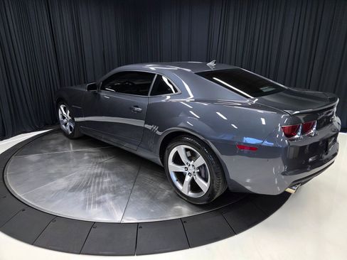 Used 2010 Chevrolet Camaro SS w/ RS Package RWD image 11