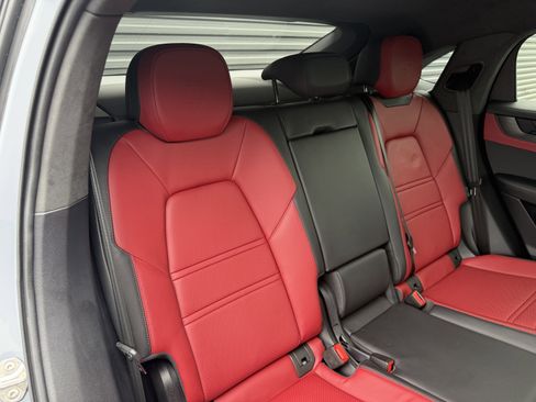 Certified 2025 Porsche Cayenne GTS AWD/4WD image 24