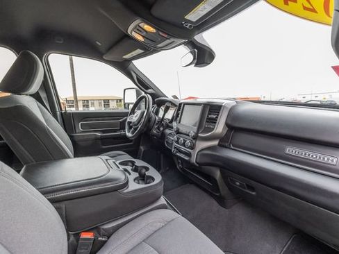Used 2024 RAM 2500 Big Horn AWD/4WD image 19