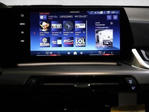 Used 2026 BMW X2 M35i w/ Technology Package AWD/4WD image 12