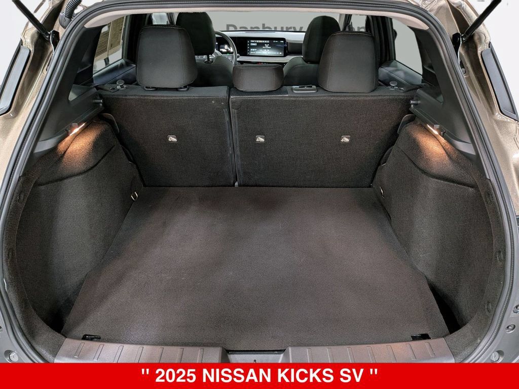 Certified 2025 Nissan Kicks SV w/ SV Premium Package AWD/4WD image 31