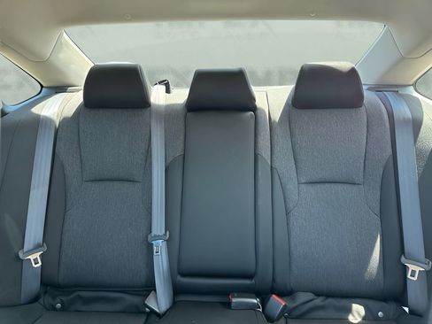 Used 2025 Honda Accord SE image 12