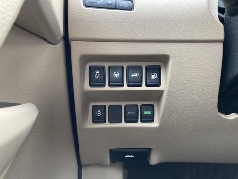 Used 2020 Nissan Rogue SL image 21