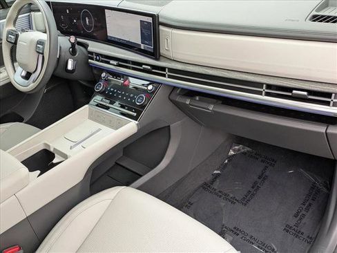 Certified 2025 Hyundai Santa Fe Calligraphy image 20