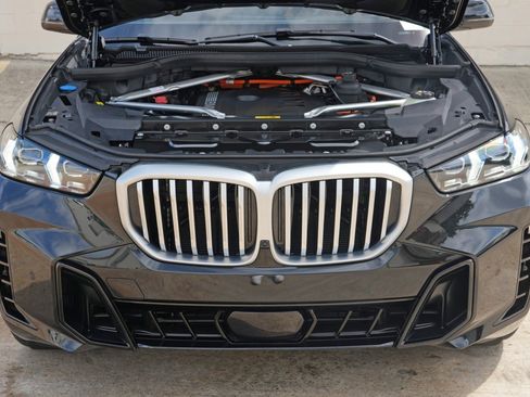Used 2026 BMW X5 xDrive50e w/ Executive Package AWD/4WD image 8