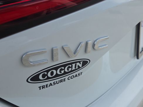 Used 2024 Honda Civic EX-L image 35