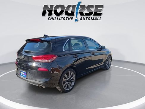 Used 2018 Hyundai Elantra GT Sport w/ Sport Tech Package 04 image 8