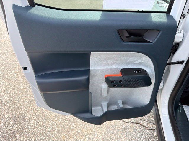 Used 2023 Ford Maverick XLT FWD image 13