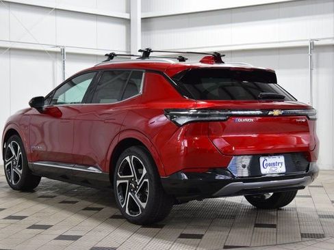 New 2026 Chevrolet Equinox EV LT w/ Convenience Package II FWD image 6