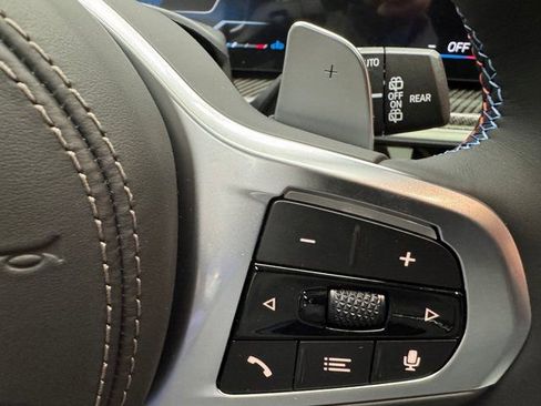 New 2026 BMW X5 M60i image 14