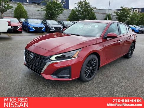 New 2025 Nissan Altima 2.5 SV w/ SV Special Edition Package image 5