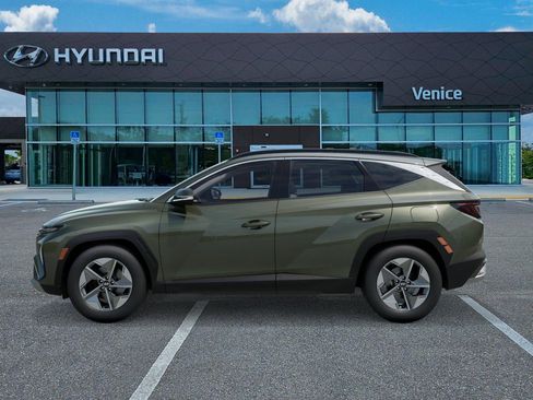 New 2026 Hyundai Tucson SEL FWD image 3