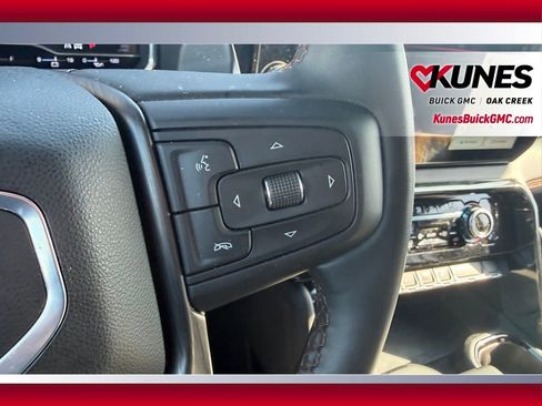Used 2024 GMC Sierra 1500 AT4 w/ Technology Package AWD/4WD image 23