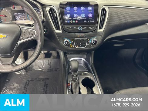 Used 2024 Chevrolet Malibu LT image 33