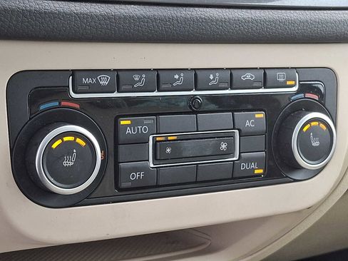 Used 2012 Volkswagen Tiguan SEL image 15