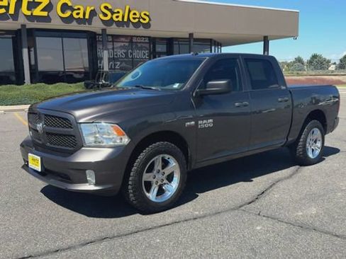 Used 2016 RAM 1500 Express AWD/4WD image 4