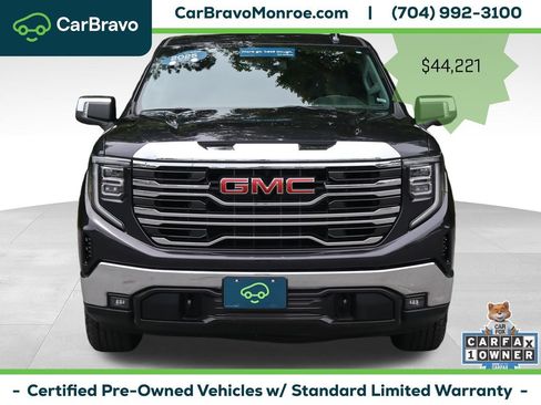 Certified 2025 GMC Sierra 1500 SLT AWD/4WD image 9